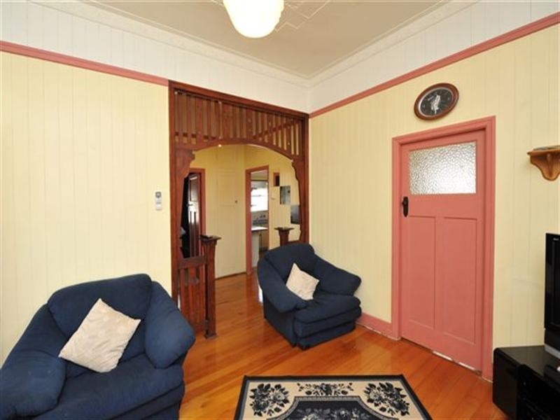 3 Second Avenue, Harristown QLD 4350