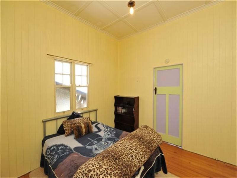 3 Second Avenue, Harristown QLD 4350