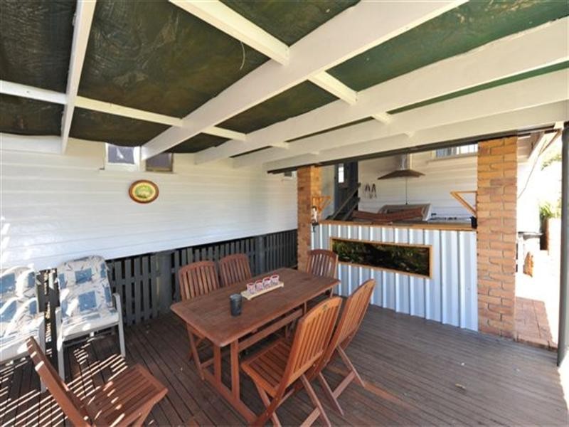 3 Second Avenue, Harristown QLD 4350