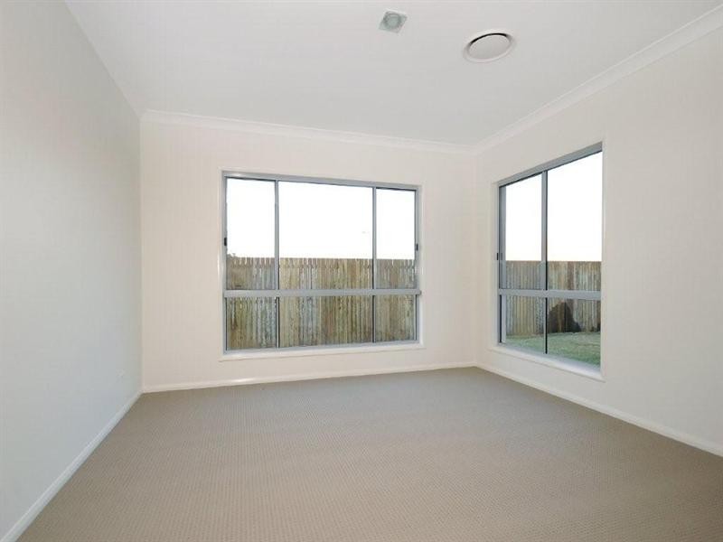 13 Stedman Street, Middle Ridge QLD 4350