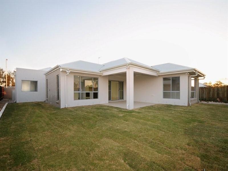 13 Stedman Street, Middle Ridge QLD 4350