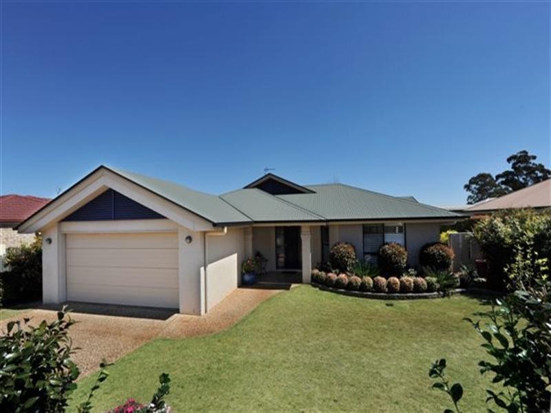 5 Weis Crescent, Middle Ridge QLD 4350