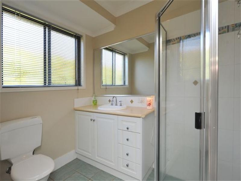 5 Weis Crescent, Middle Ridge QLD 4350