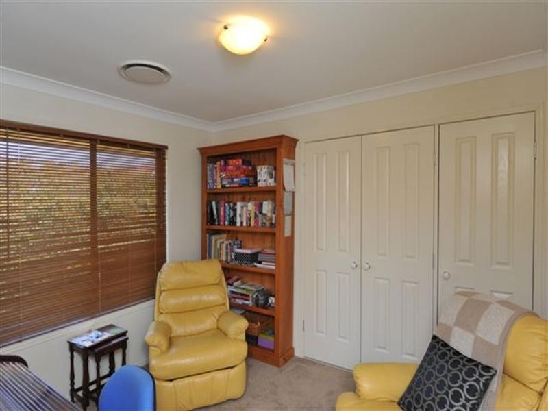 5 Weis Crescent, Middle Ridge QLD 4350