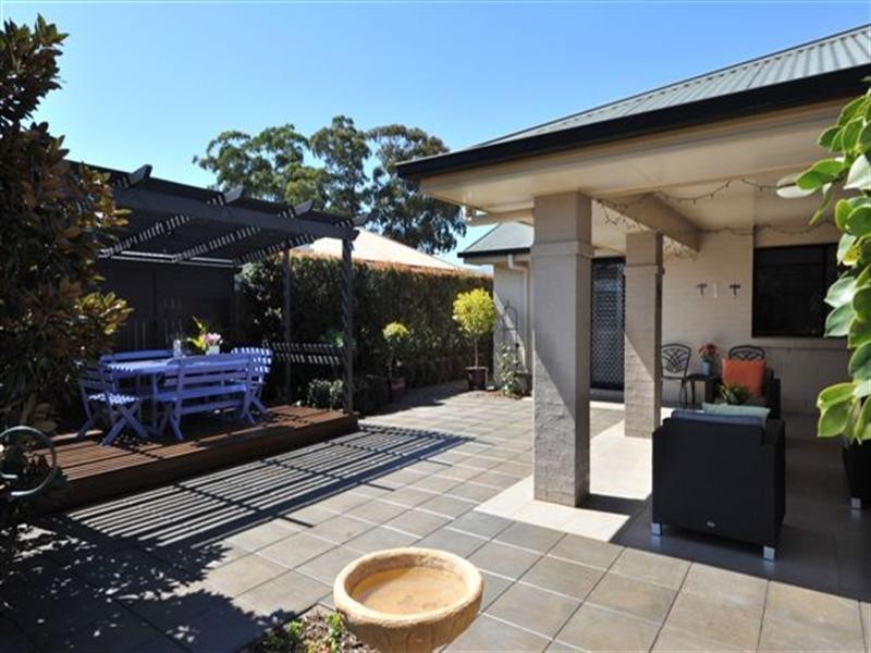 5 Weis Crescent, Middle Ridge QLD 4350