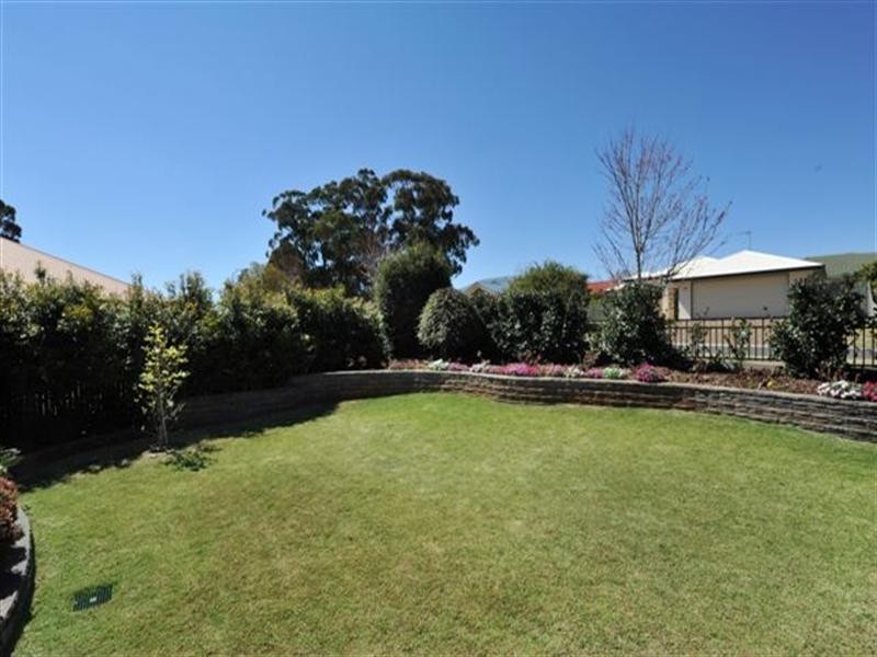 5 Weis Crescent, Middle Ridge QLD 4350