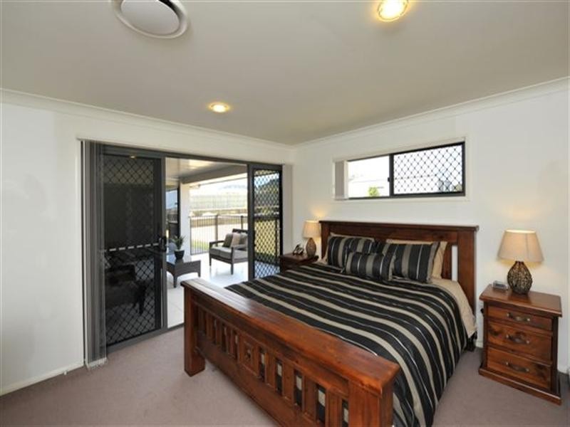 1 Madison Court, Glenvale QLD 4350