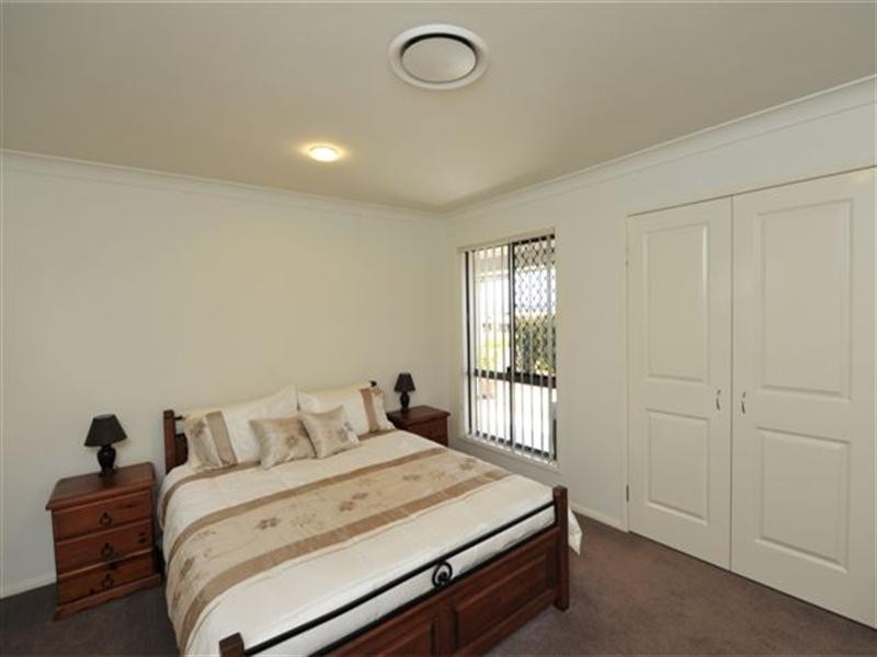 1 Madison Court, Glenvale QLD 4350