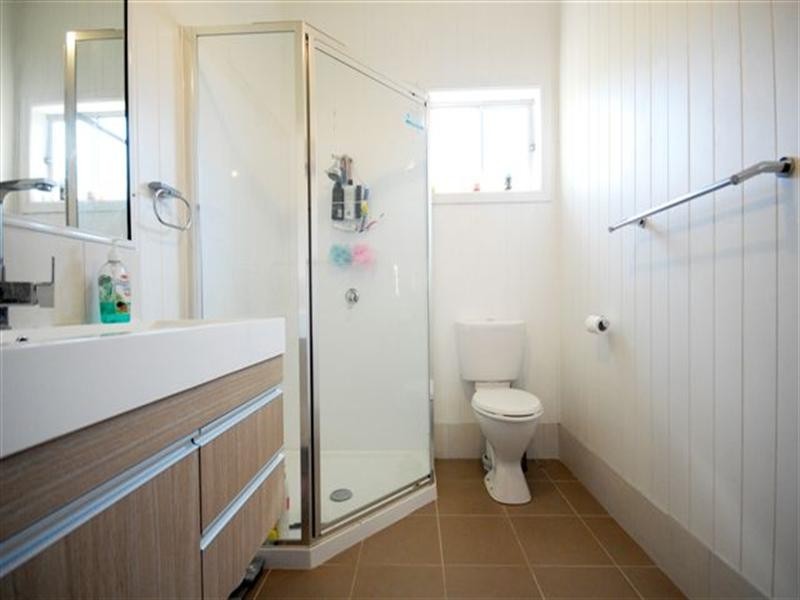 2 Dunne Street, Harristown QLD 4350