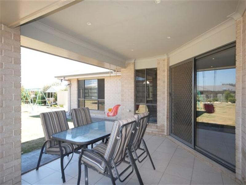 66 Shoesmith Road, Westbrook QLD 4350