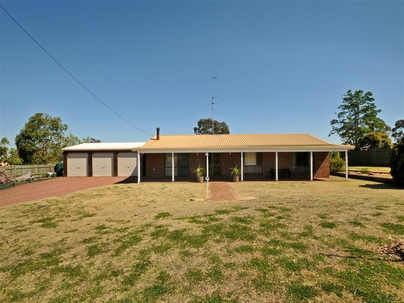 12 Ferguson Road, Westbrook QLD 4350
