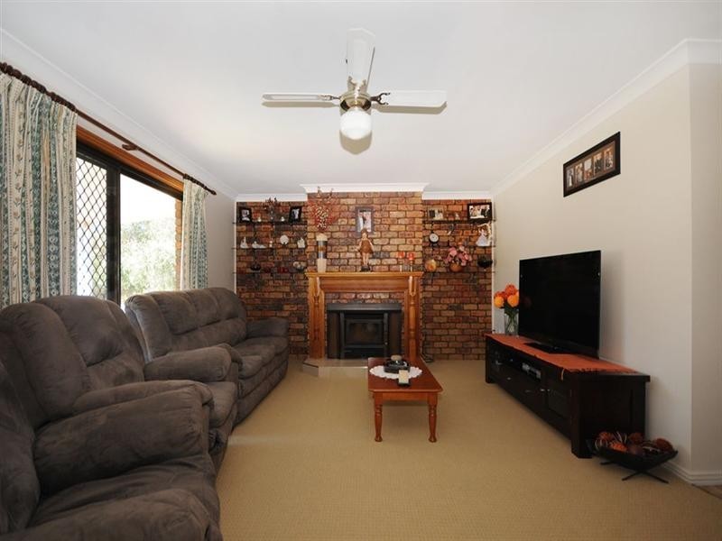 12 Ferguson Road, Westbrook QLD 4350