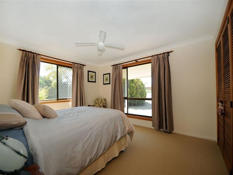 12 Ferguson Road, Westbrook QLD 4350