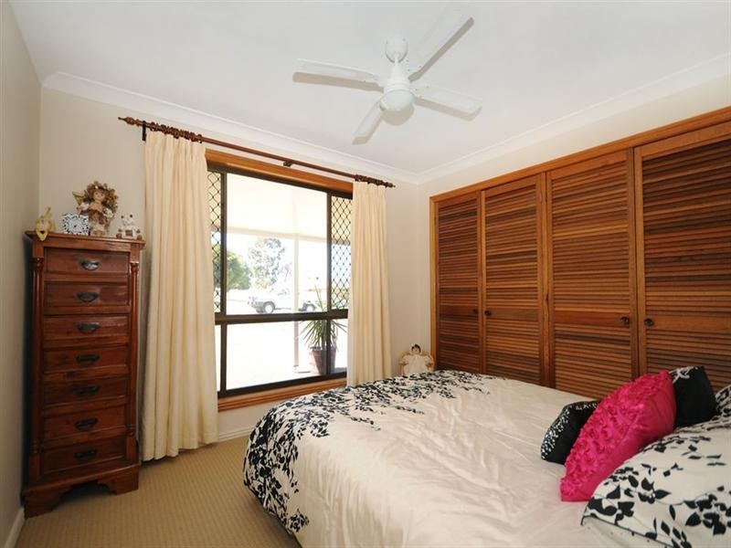 12 Ferguson Road, Westbrook QLD 4350