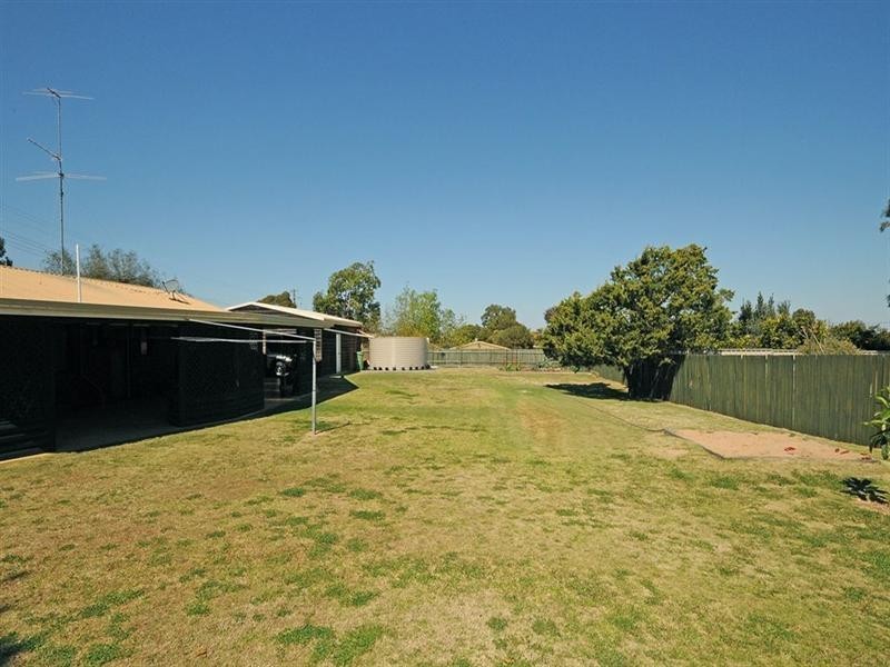 12 Ferguson Road, Westbrook QLD 4350