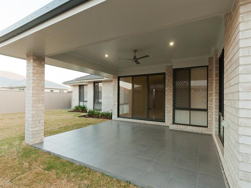 8 O’Grady Street, Kearneys Spring QLD 4350