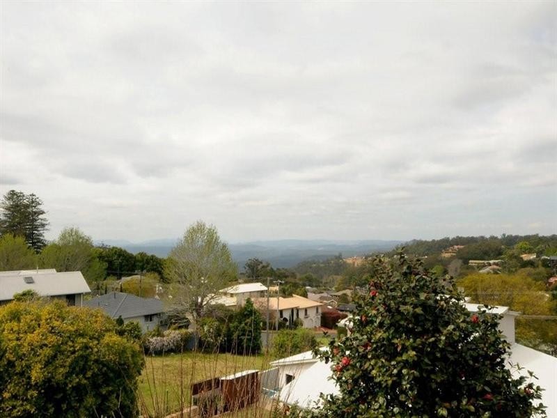 8 Heller Street, Rangeville QLD 4350