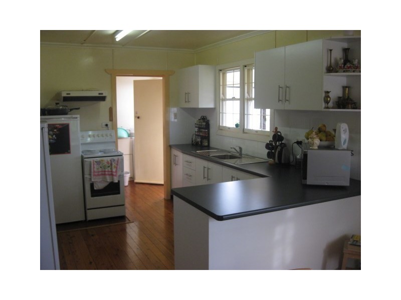 25 Rivett Street, South Toowoomba QLD 4350