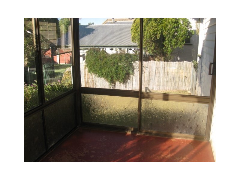 25 Rivett Street, South Toowoomba QLD 4350