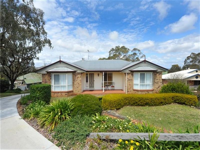 13 Schloss Court, Westbrook QLD 4350