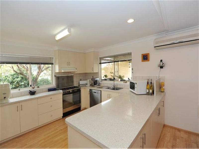 13 Schloss Court, Westbrook QLD 4350