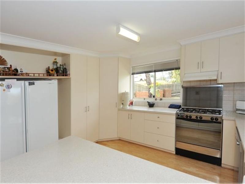 13 Schloss Court, Westbrook QLD 4350