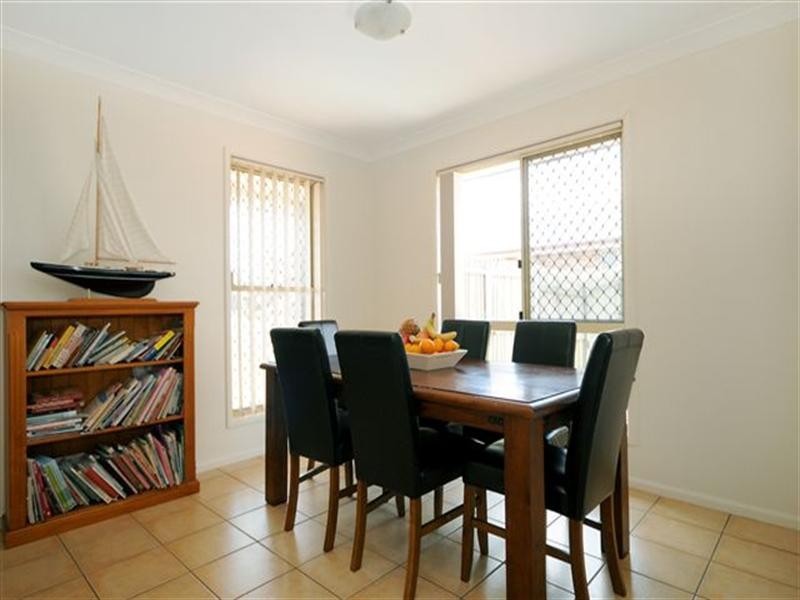 5 Degan Court, Highfields QLD 4352