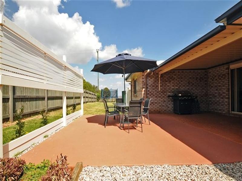 5 Degan Court, Highfields QLD 4352