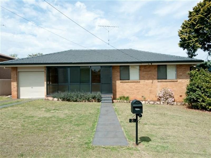 8 Naranga Street, Rangeville QLD 4350