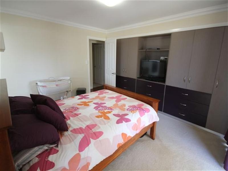 106 Jones Road, Withcott QLD 4352