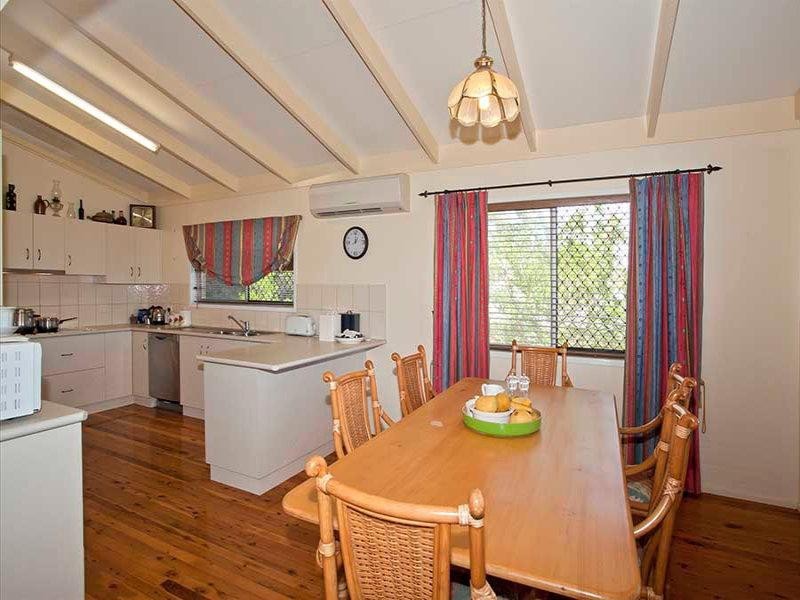 1 Bond Court, Darling Heights QLD 4350