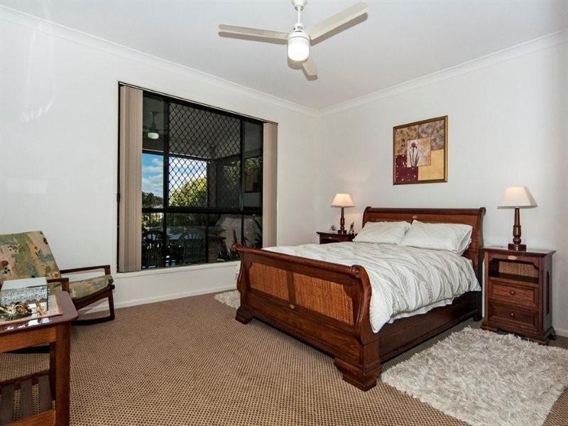 22 Kingfisher Close, Highfields QLD 4352