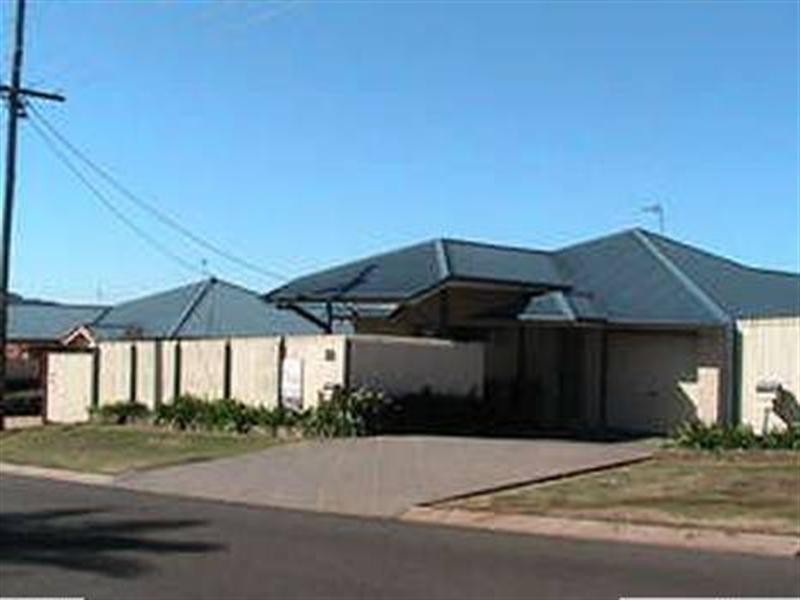 Unit 1/30 Hoepper Street, Kearneys Spring QLD 4350