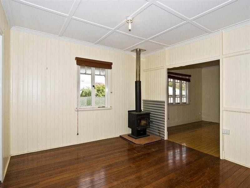 14 Sidney Street, North Toowoomba QLD 4350