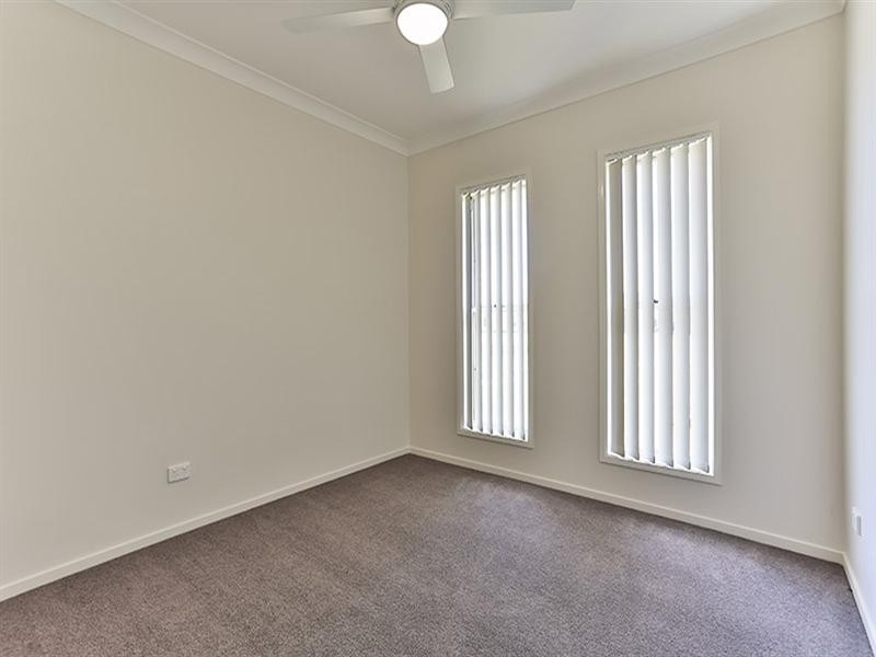 15 Rubie Court, Westbrook QLD 4350