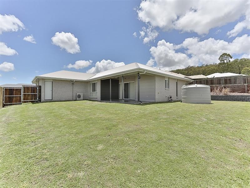 15 Rubie Court, Westbrook QLD 4350