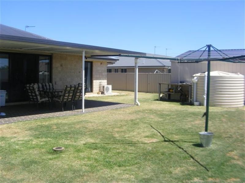 4 Debbie Court, Oakey QLD 4401