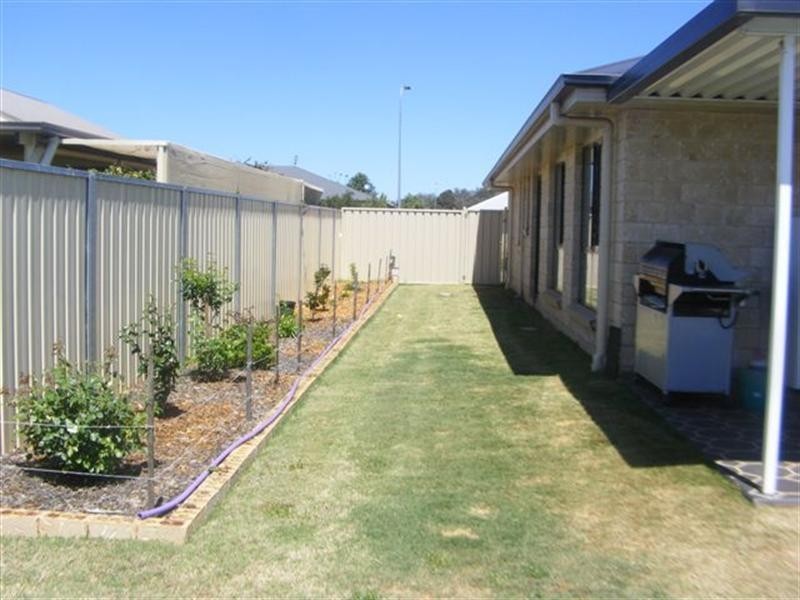 4 Debbie Court, Oakey QLD 4401