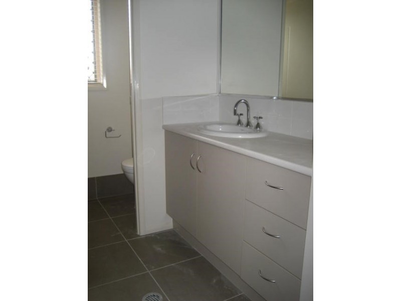 29 Coolana Court, Glenvale QLD 4350