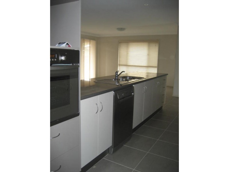 29 Coolana Court, Glenvale QLD 4350