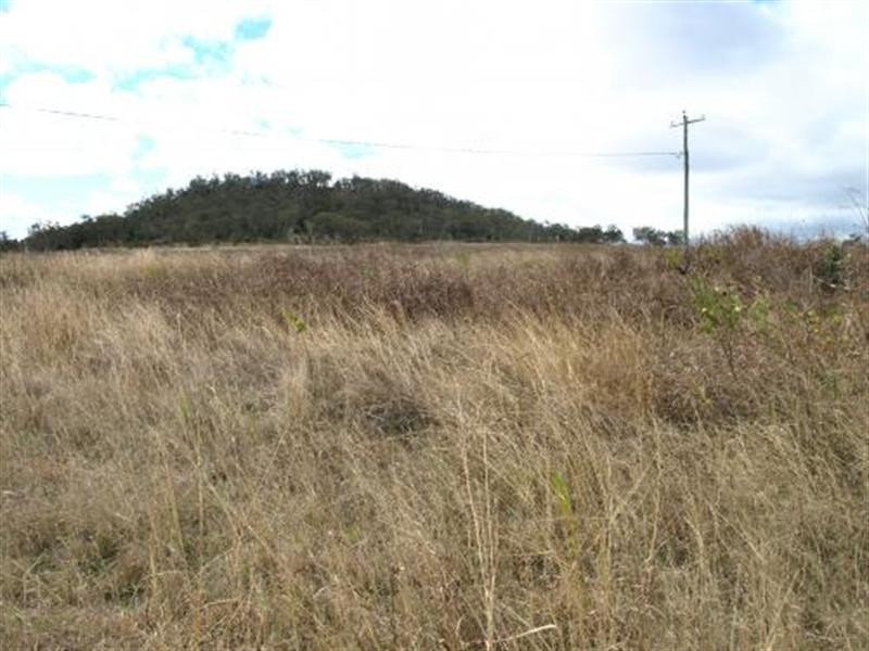 8 Gerald Lane, Greenmount QLD 4359