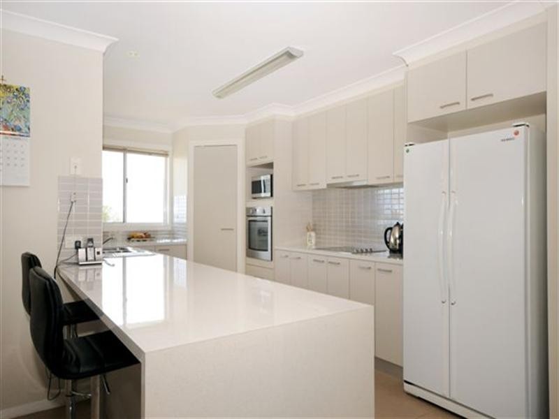 8 Mountview Court, Highfields QLD 4352