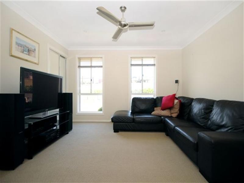 8 Mountview Court, Highfields QLD 4352