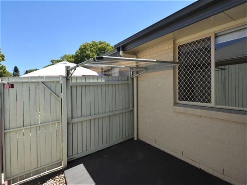 Unit 5/242 Mackenzie Street, Rangeville QLD 4350