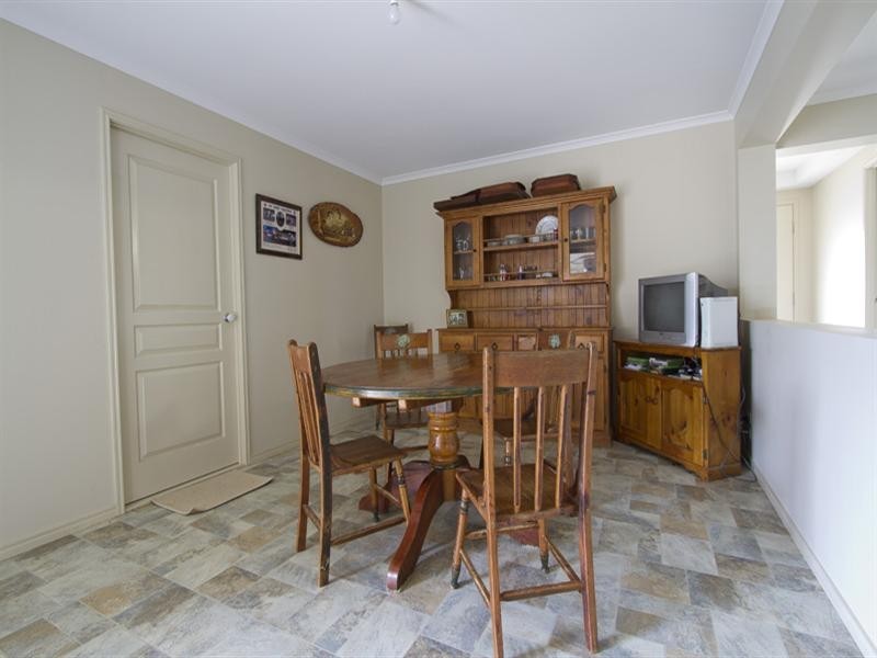 8 Debbie Court, Oakey QLD 4401