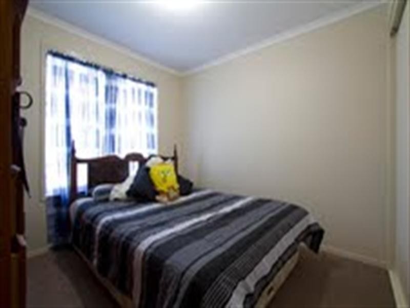 8 Debbie Court, Oakey QLD 4401