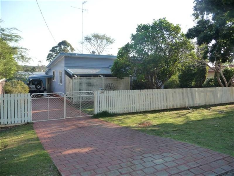 32 Maker Street, Rangeville QLD 4350