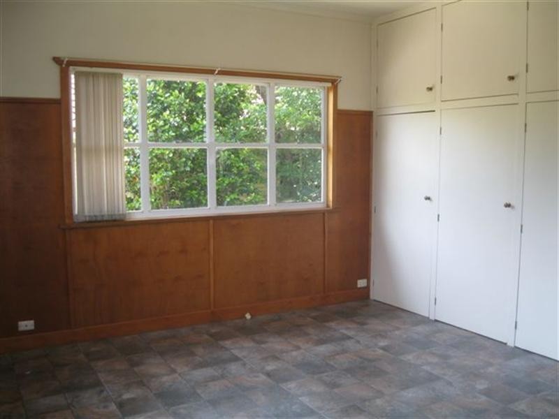 23 Tolmie Street, South Toowoomba QLD 4350