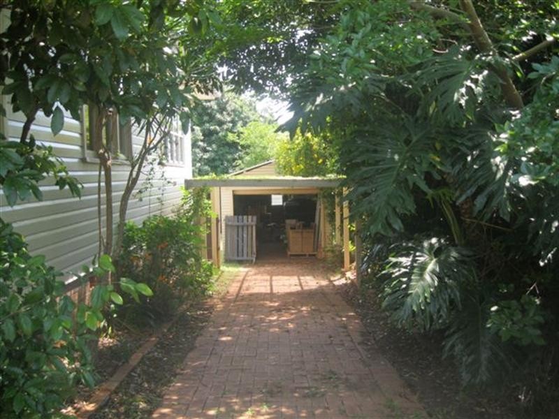 23 Tolmie Street, South Toowoomba QLD 4350