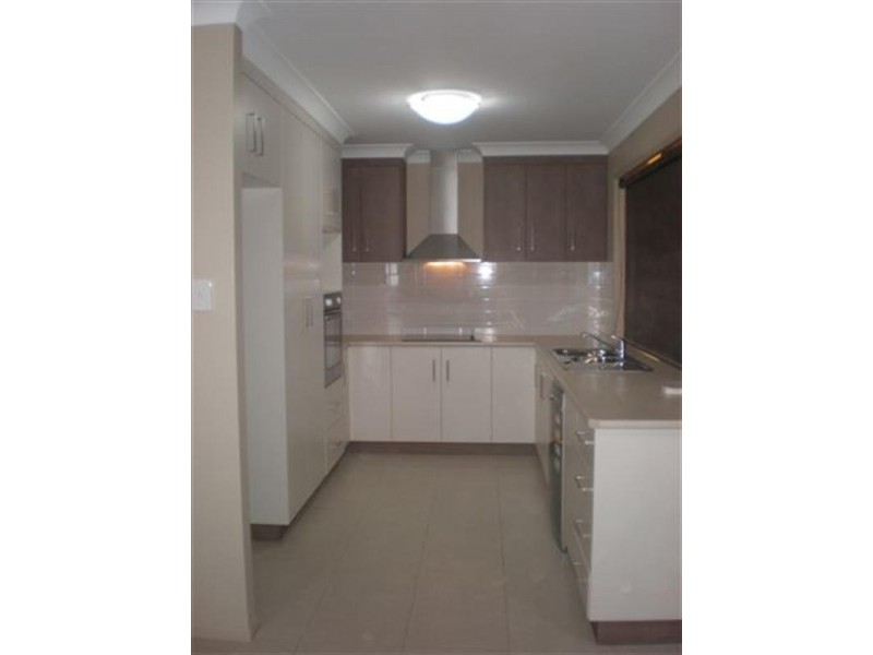 13 Grundy Street, Westbrook QLD 4350